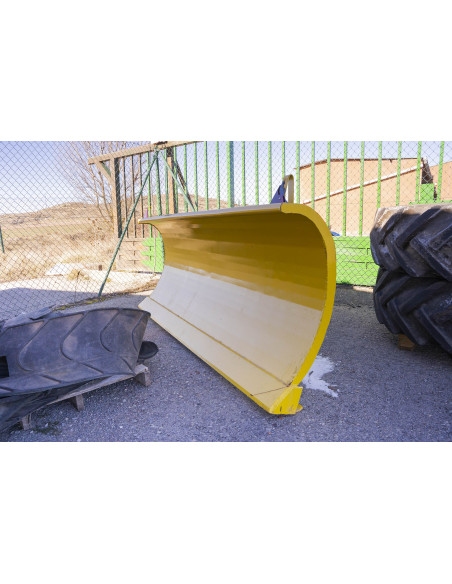 Pala niveladora de suelo|quitanieves